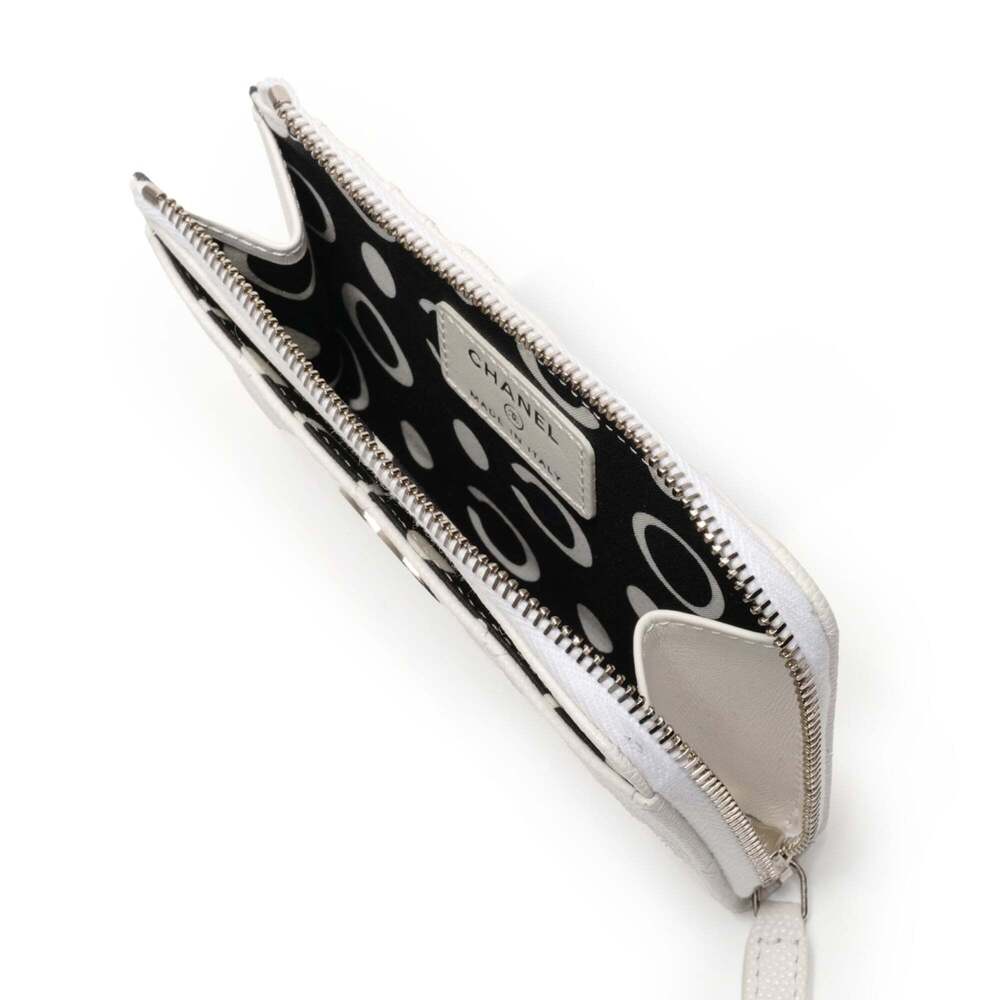 CHANEL White Caviar Leather Wallet - Picture 11 of 11